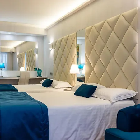 Hotel Le Fouquet'S Cannes Exterior photo