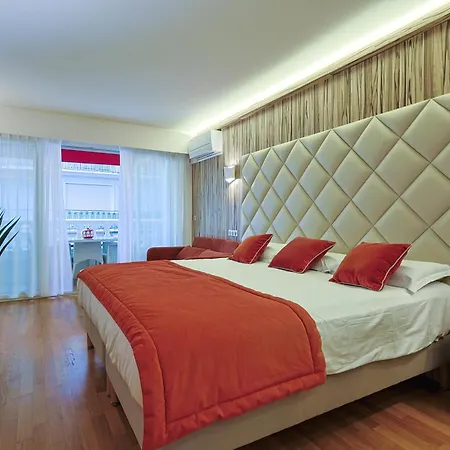Hotel Le Fouquet'S Cannes Exterior photo