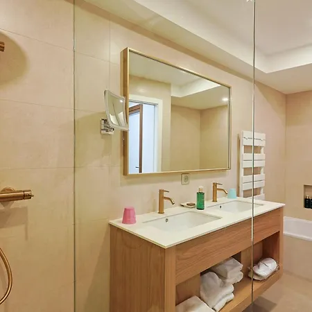 Hotel Le Fouquet'S Cannes Exterior photo