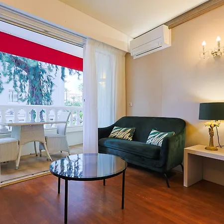 Hotel Le Fouquet'S Cannes Exterior photo