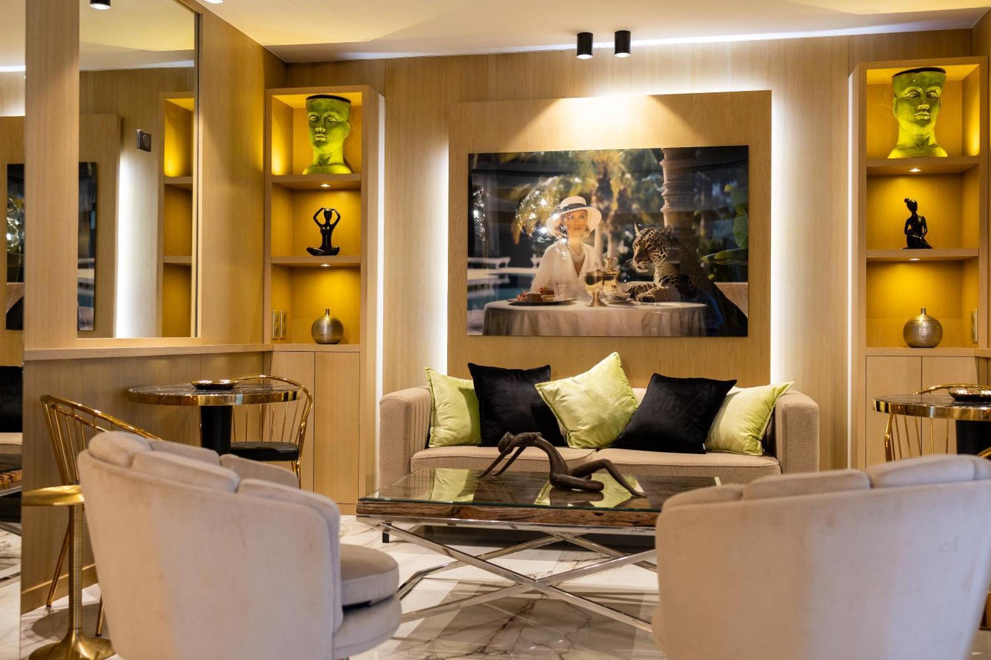 Le Fouquet's Hotel 4*